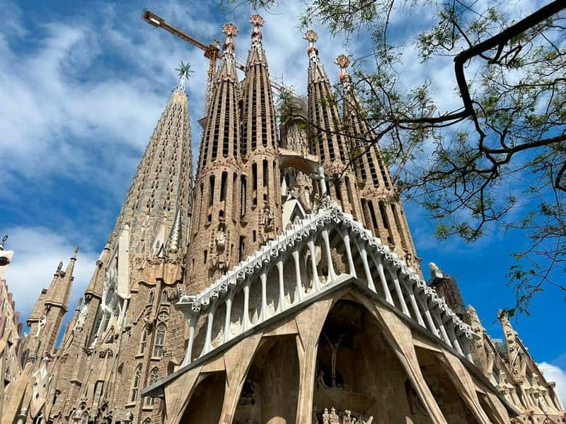 Barcelona: Private DAY TRIP Personalized City Tour - Key Points / Takeaways