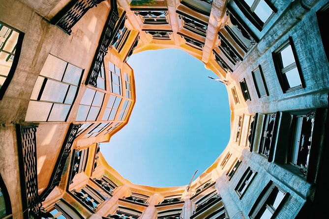 Barcelona Private Gothic Quarter Tour with Flamenco Show - Price and Logistics: Is It Worth It?