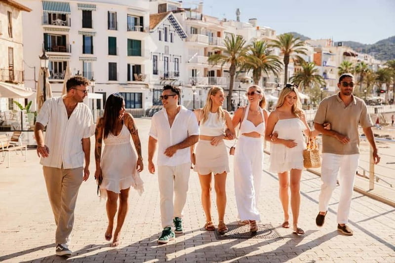 Barcelona: Private Sitges & Tarragona Guided Tour &Free Time - Exploring the Coastal Charm of Sitges