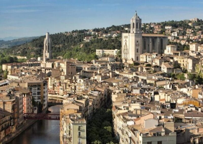 Barcelona: Private Tour Dalí, Cadaqués and Girona - Discovering Catalonias Artistic and Historic Treasures