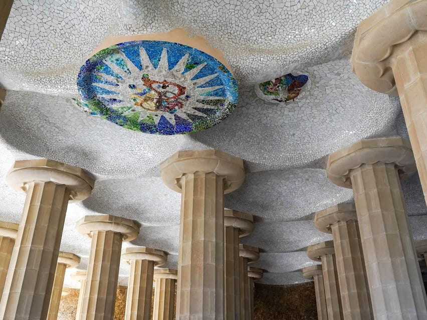 Barcelona: Sagrada Familia and Park Güell Tour - Itinerary and Highlights