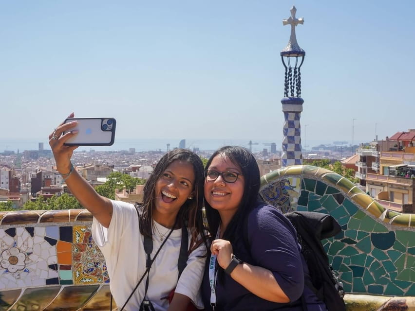 Barcelona: Sagrada Familia and Park Güell Tour - Tips for a Great Experience