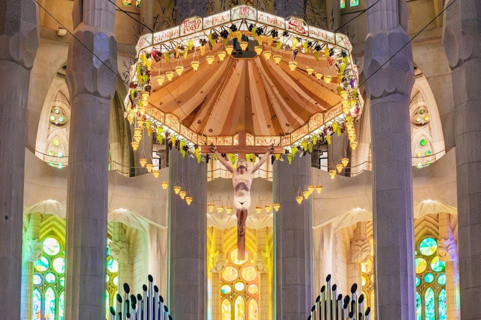 Barcelona: Sagrada Familia Skip-the-Line Entry Ticket & Tour - Experience and Highlights