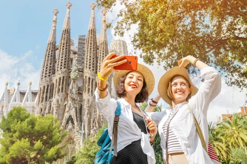 Barcelona: Sagrada Familia Skip-The-Line Guided Tour - Why This Tour Is Worth Considering