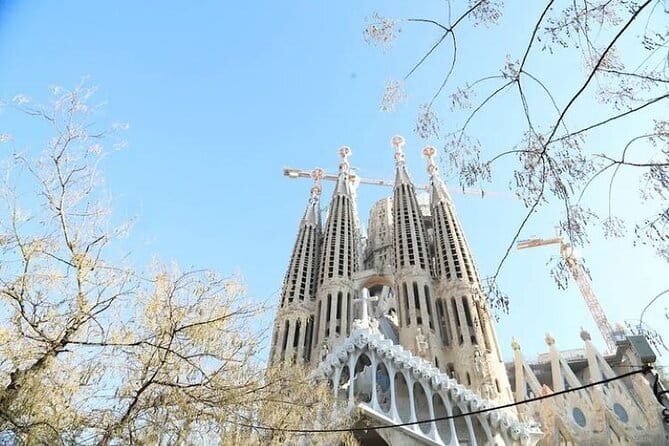 Barcelona Sagrada Familia Skip The Line Insider Guided Tour - Who Would Love This Tour?