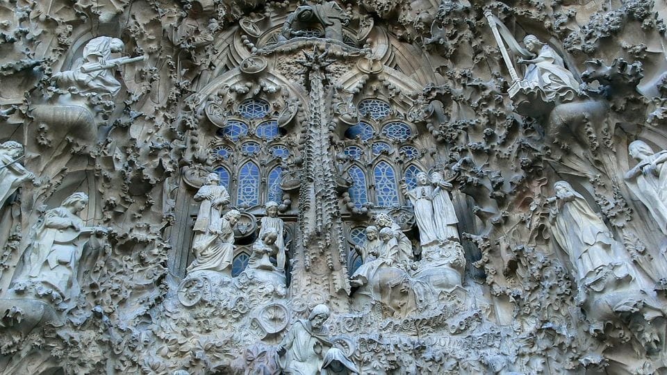 Barcelona: Sagrada Família Skip the Line Tour & Entry Ticket - Booking and Cancellation Policy