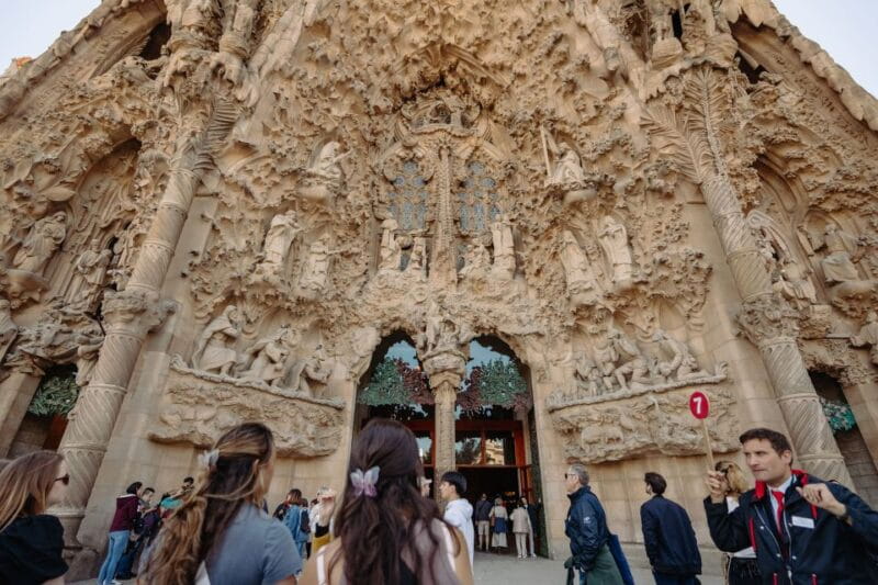 Barcelona: Sagrada Familia Tour w/Skip-the-Line Entry Ticket - Who Will Love This Tour?