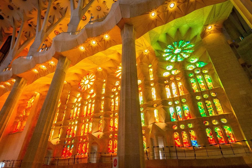 Barcelona: Sagrada Familia Tour With Tower Access Option - Tour Inclusions and Restrictions