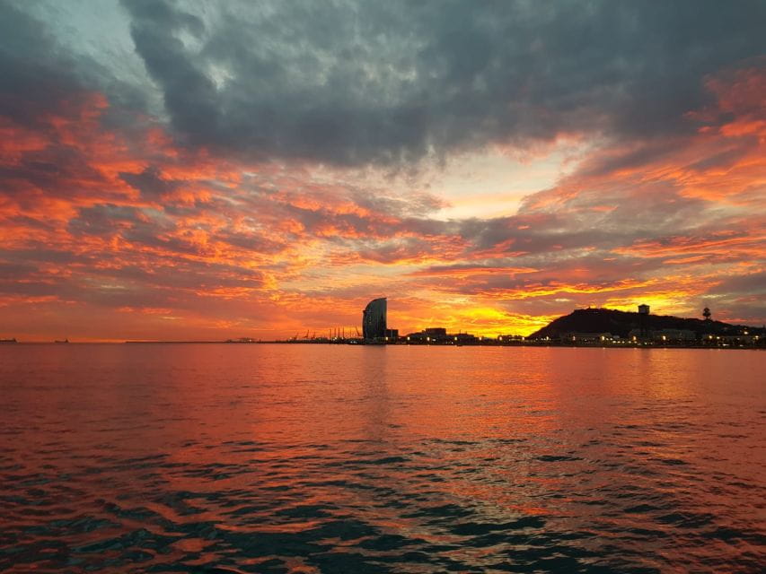 Barcelona: Sailing Tour With a Glass of Cava - Customer Feedback