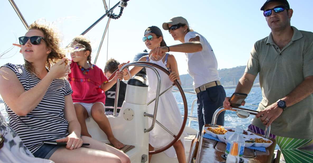 Barcelona: Sailing Tour With Spanish Tapas and Drinks - Customer Reviews