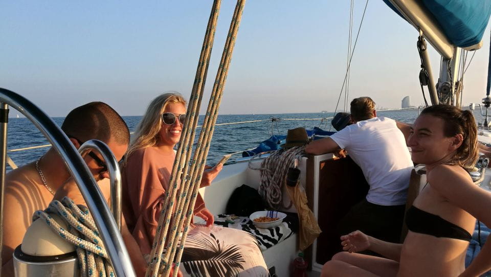 Barcelona: Sailing Trip With Drinks and Snacks - Recap