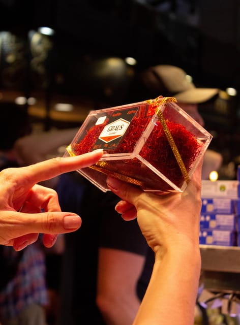 Barcelona: Seafood Paella Cooking Class & Boqueria market - Logistics and Practical Tips