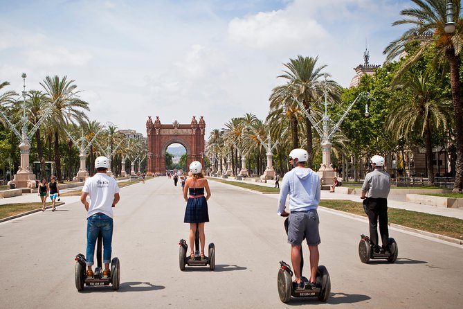 Barcelona Segway Tour - Exploring the Arc De Triomf