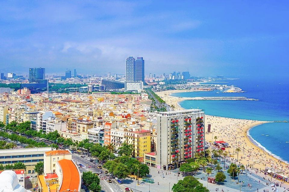 Barcelona: Self-Guided Audio Walking Tour - Audio Guide Features