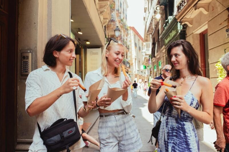 Barcelona: Small Group Gothic, Tapas & Churros Tour! - Discovering the Gothic Quarter: An Intimate Walk Through History