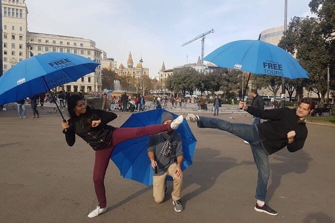 Barcelona Street Art, Graffiti and Tapas Tour - Introduction: A Unique Spin on Barcelona’s Gothic Quarter