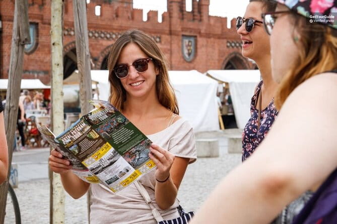 Barcelona Street Art, Graffiti and Tapas Tour - Key Points / Takeaways