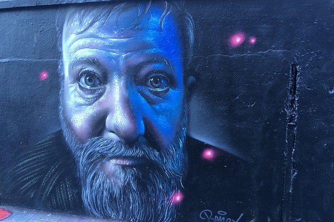 Barcelona Street Art Graffitti Bicycle Tour - Guided Tour Highlights