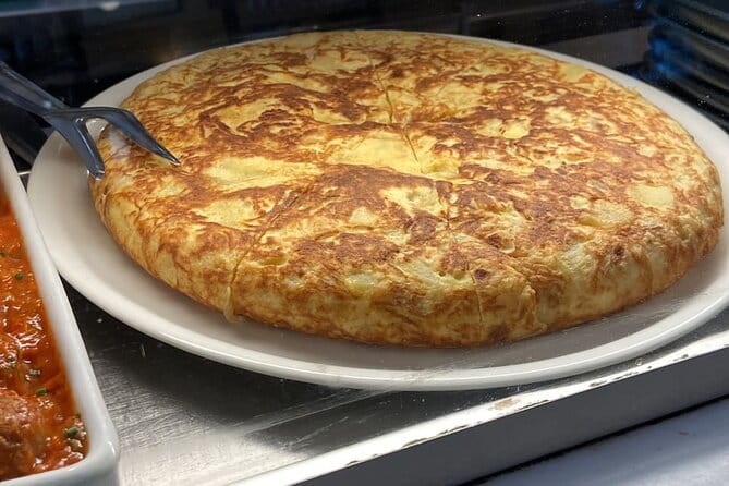 Barcelona Street Food Tour with Local Market & City Center Visit - Detailed Review: Why This Tour Is Worth Your Time