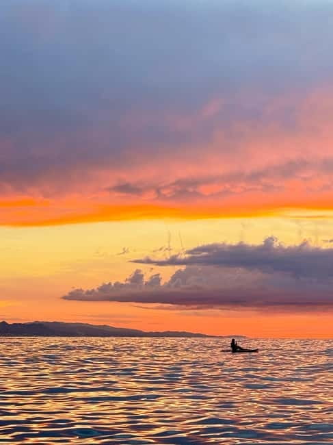 Barcelona: Sunrise Paddleboarding Tour w/Photos & Breakfast - FAQ