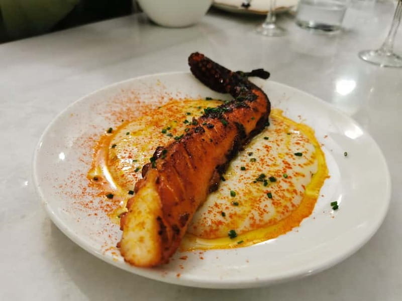 Barcelona: Tapas and Wine at the Hidden Bodegas Experience - Who Would Enjoy This Experience?