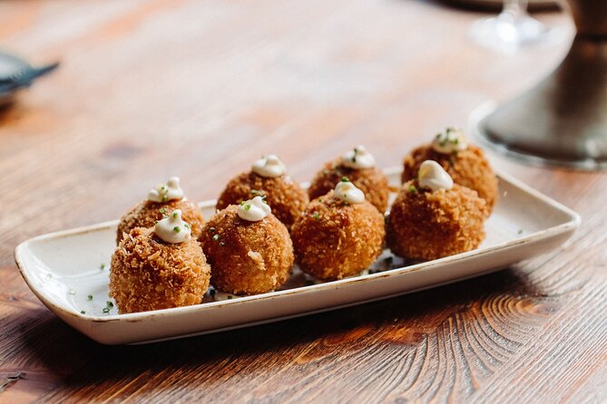 Barcelona: Tapas & Wine Early Evening Small Group Tour - Meeting and Pickup