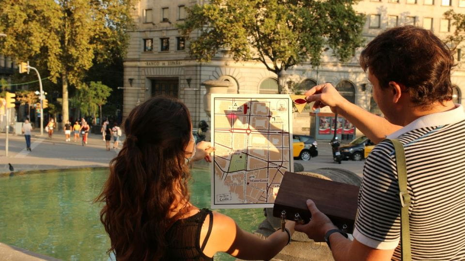 Barcelona: The Secret of Cerdà Treasure Hunt Walking Tour - Tips for Participants