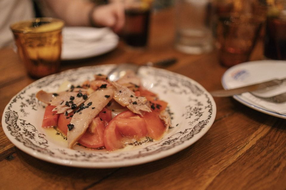 Barcelona: Tipsy Tapas Food Crawl Walking Tour With Tastings - Tour Features