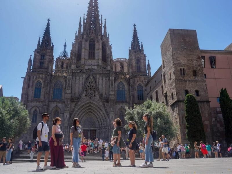 Barcelona Tour: Montjuic Cable Car & Gothic walking Tour - Is This Tour Worth Its Price?