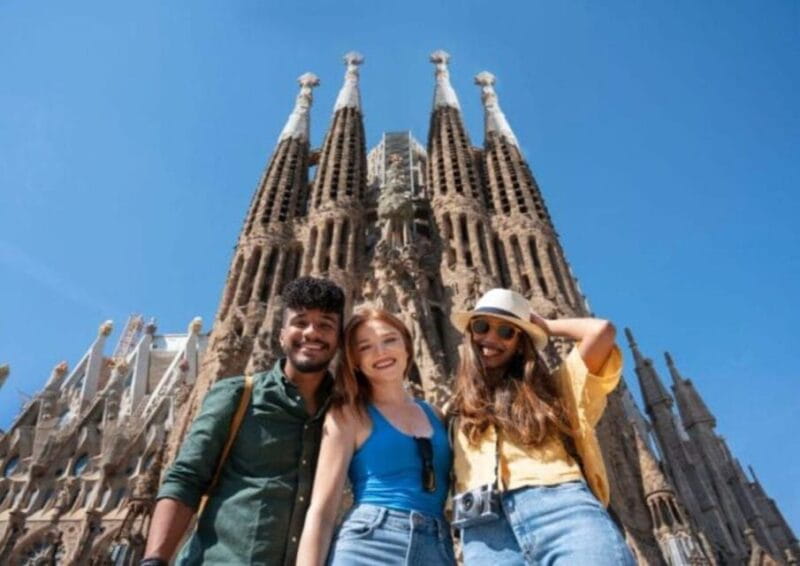 Barcelona Tour: Walking 2 hours - Key Points / Takeaways
