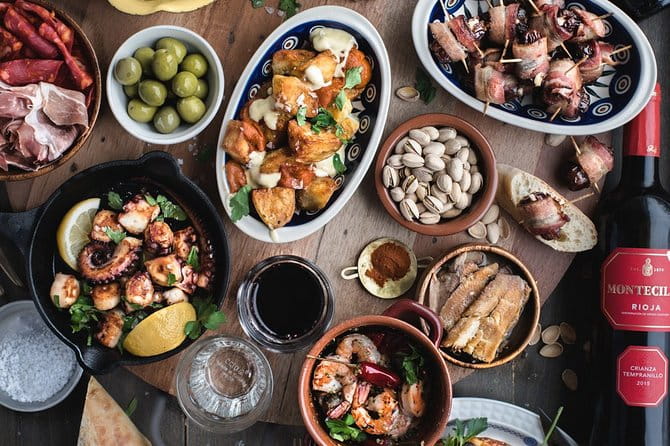 Barcelona : Ultimate Tapas and Wine Testing (Private Tour) - FAQs