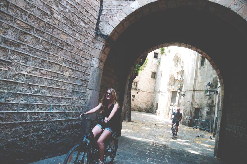 Barcelona: Undiscovered Secrets of Picasso on E-Bike - Tips for Your E-Bike Tour
