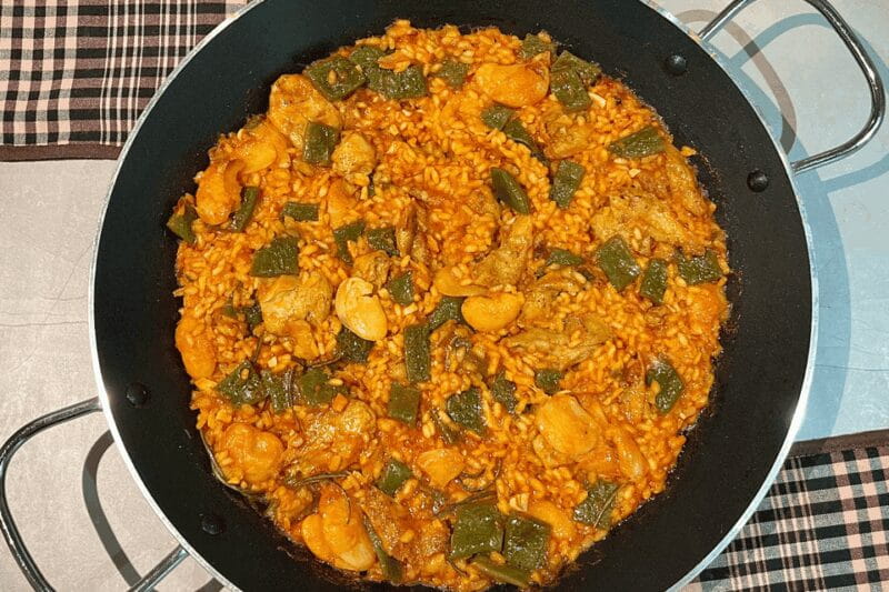 Barcelona: Vegan Paella and traditional rice dishes - Is This the Right Experience for You?