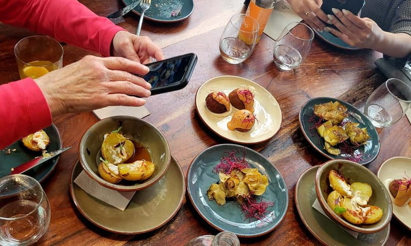 Barcelona: Vegan Tapas Tour in El Born with a Native Local - Key points / Takeaways