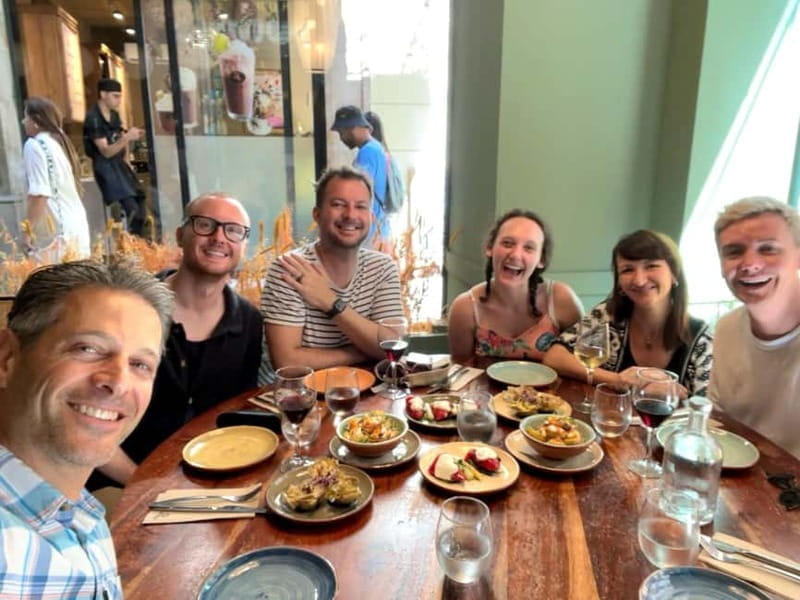 Barcelona: Vegan Tapas Tour in El Born with a Native Local - Meeting Point and Introduction