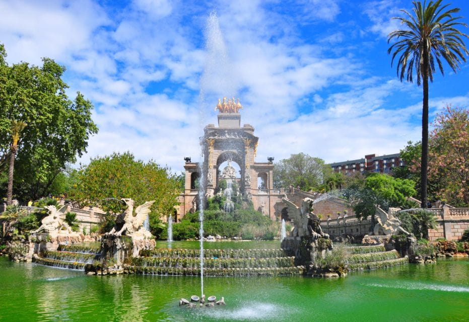 Barcelona: Walking Tour, Cable Car and Catamaran Cruise - Cable Car Adventure