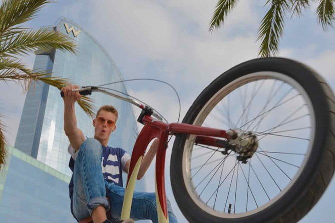 Barcelona's Original Bike Tour in English - Discovering Barcelona on Two Wheels: A Deep Dive into the Bike Tour Experience