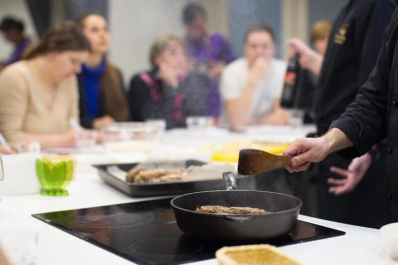 Bari: Cooking Class with well-known Chef - Key Points / Takeaways