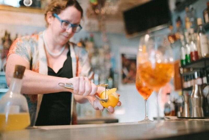 Bari: Experience to learn to make Apulian cocktails - Entering the World of Apulian Mixology