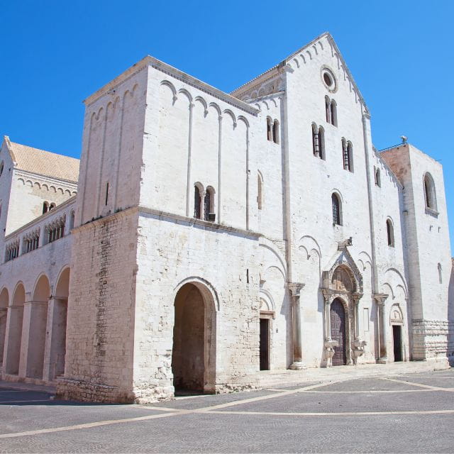 Bari: Guided Walking Tour with A Special Treat - FAQ