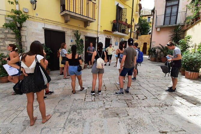 Barletta Walking Tour - FAQ