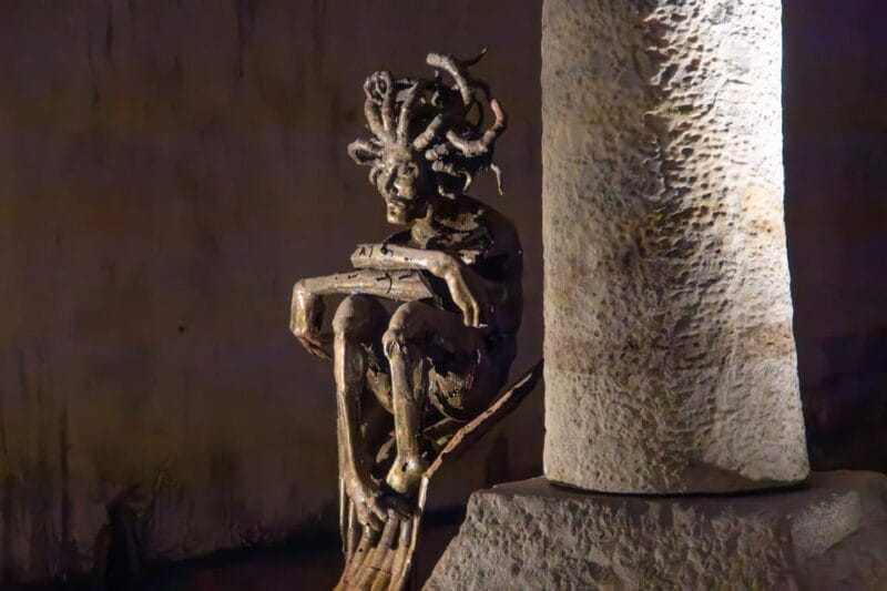 Basilica Cistern Guided Tour & Skip the Line Ticket - Entering the Underworld of Istanbul: The Basilica Cistern