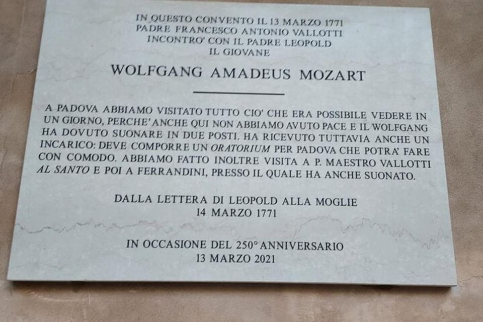 Basilica of St. Antonio of Padua Private Tour From Rome - Train Journey