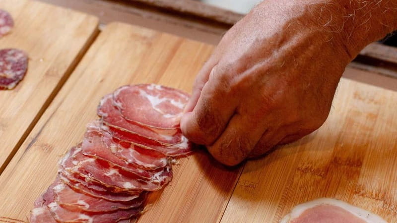 Bastia: Les Légendines, an unusual tour - The Value of the Experience