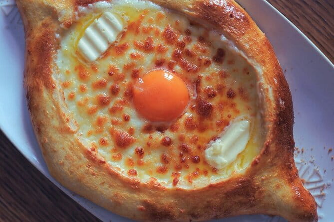 Batumi: Georgian Cooking Class of Khachapuri by Local Master - Entering Batumis Culinary World: Making Khachapuri with a Local Master