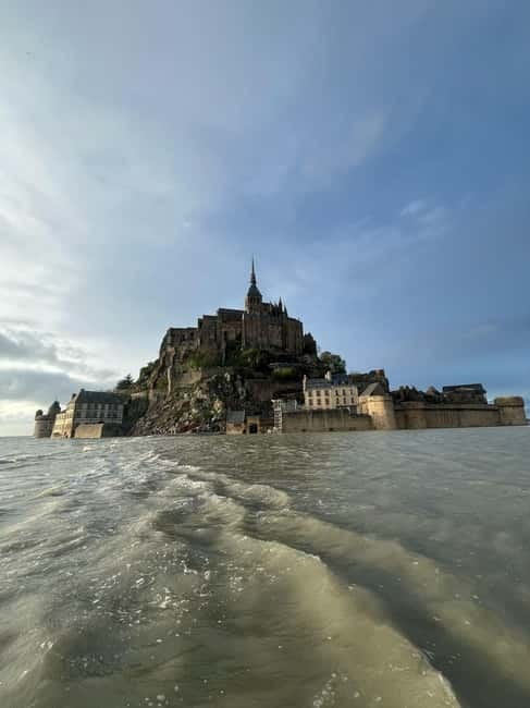 Bay of Mont Saint-Michel : Quicksands + See The Tide Coming - The Experience in Action: Walking with Nature’s Rhythm