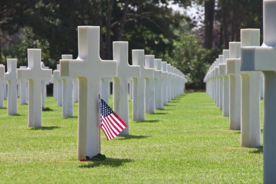 Bayeux: 2-Hour Tour of the D-Day Beaches, by Vintage Sidecar - Sidecar Experience