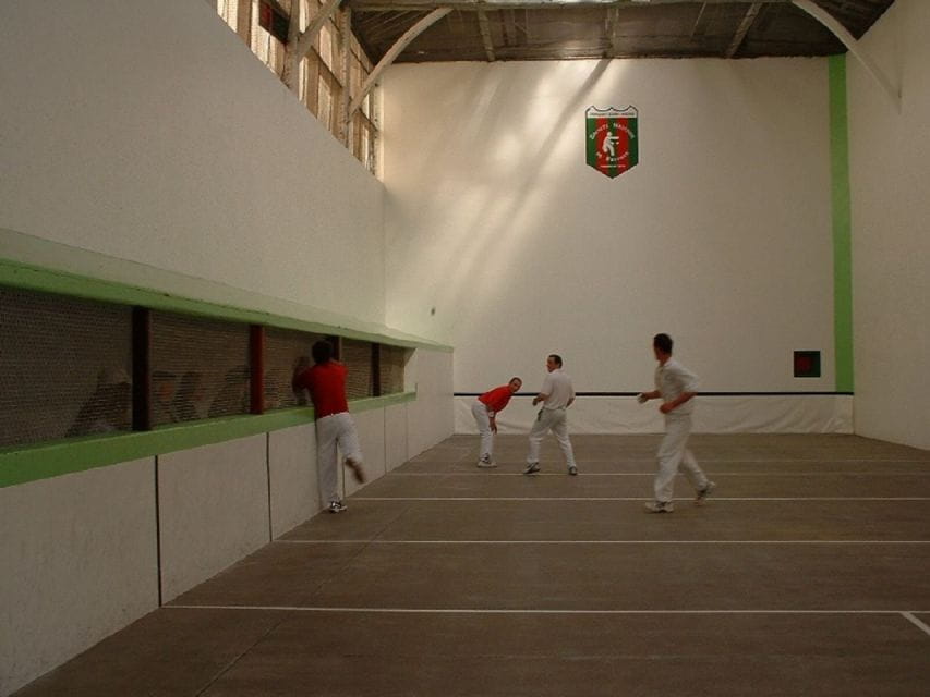 Bayonne: Guided Food Walking Tour (with Food and Drinks) - Experiencing Basque Cider Tradition