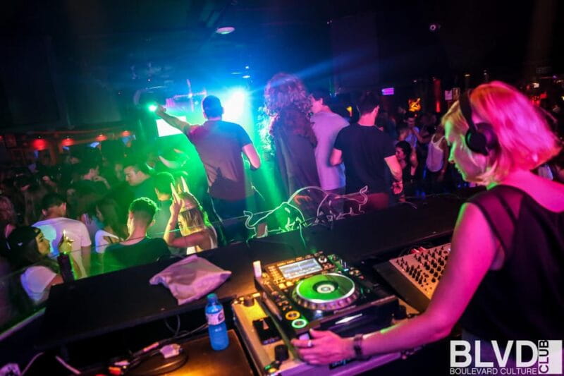 BCN Night Card- Best way to enjoy Barcelona's nightlife - Enjoying Barcelona’s Nightlife with the BCN Night Card: In Depth