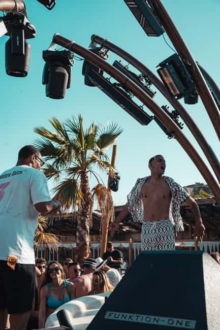 Beach Clubs Parties in Mykonos during the season - A Detailed Look at Mykonos Beach Club Day Trip